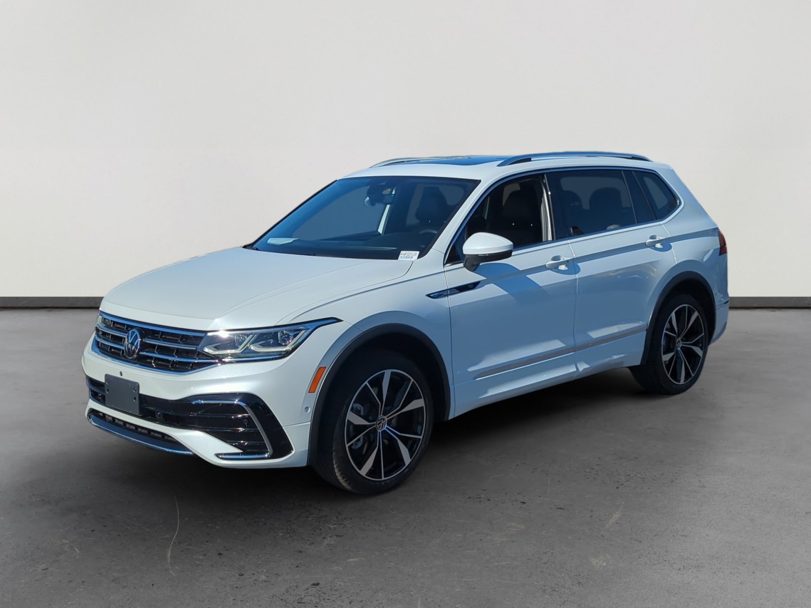 Used 2022 Volkswagen Tiguan SEL R-Line
