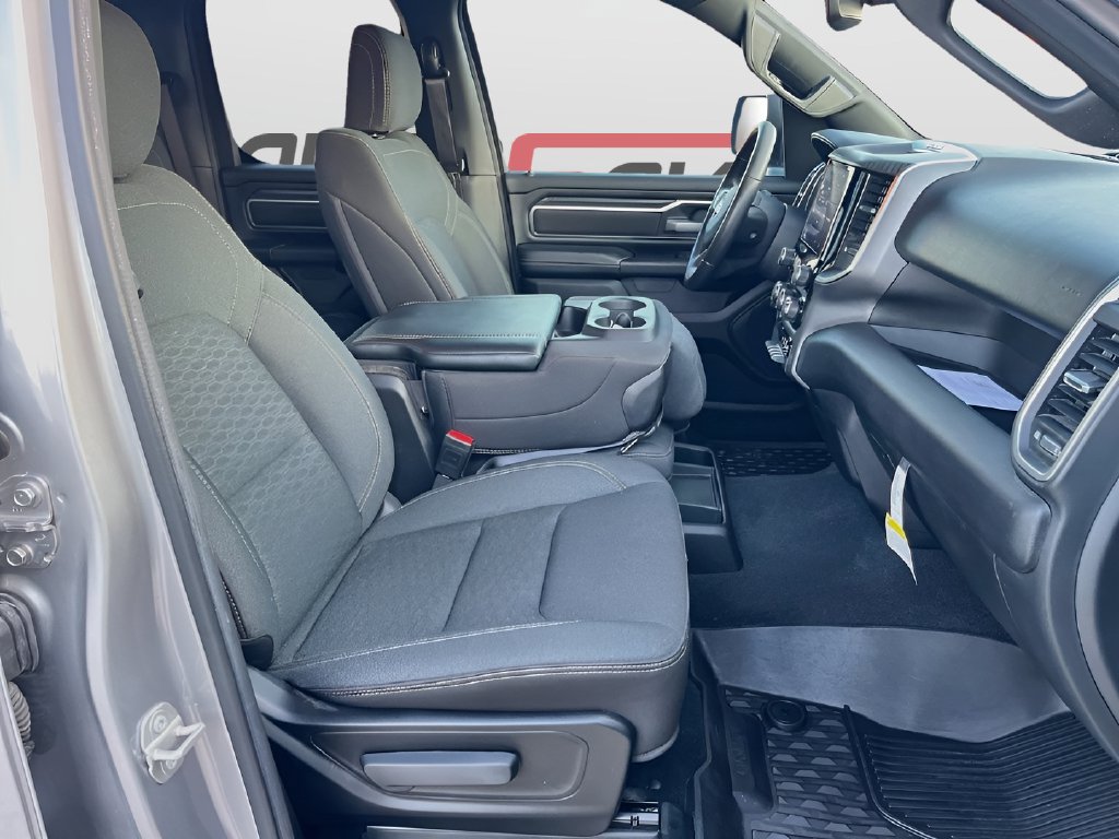 Used 2025 RAM 1500 Big Horn AWD/4WD image 26