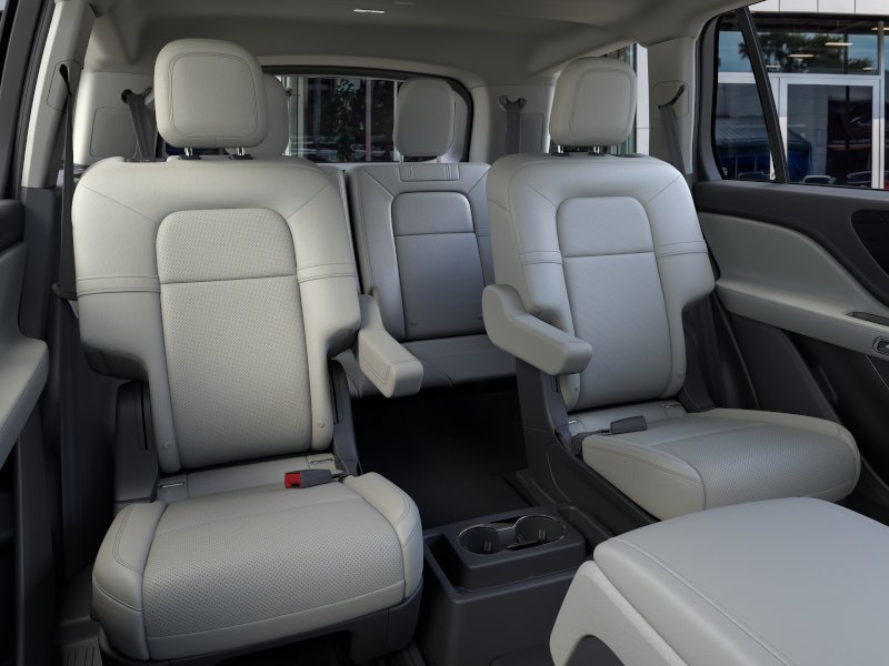 New 2026 Lincoln Aviator AWD image 11