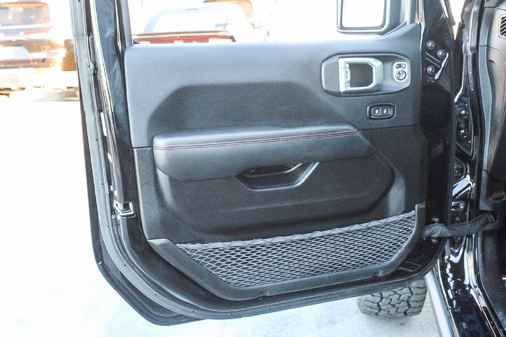 Used 2023 Jeep Gladiator Mojave w/ Safety Group AWD/4WD image 22