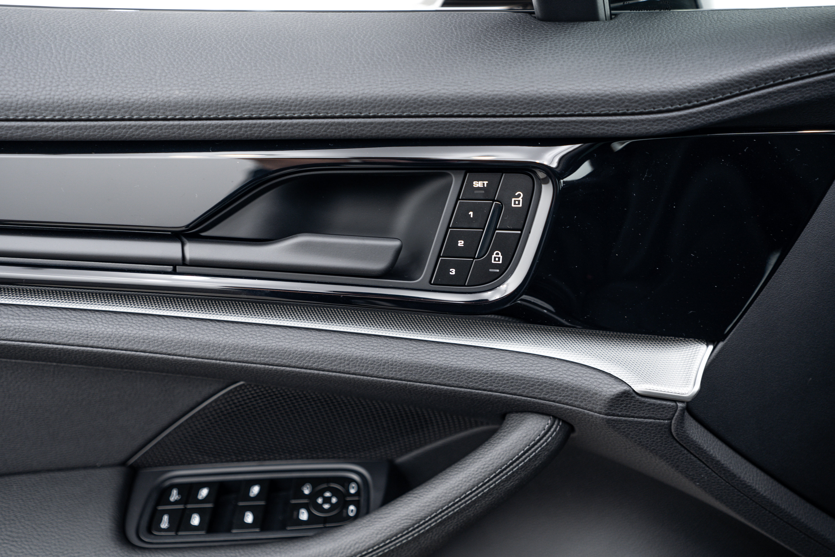 New 2026 Porsche Panamera 4 AWD/4WD image 19