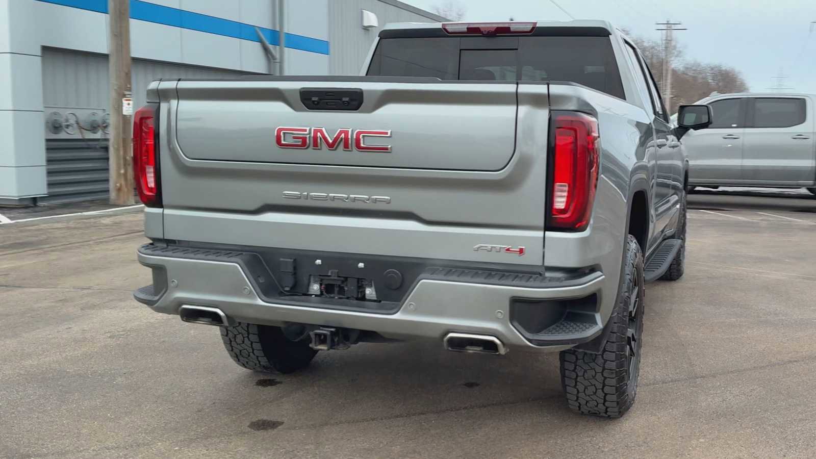 Certified 2024 GMC Sierra 1500 AT4 w/ Technology Package image 3