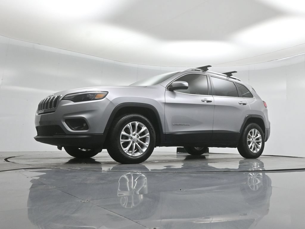 Used 2019 Jeep Cherokee Latitude AWD/4WD image 40