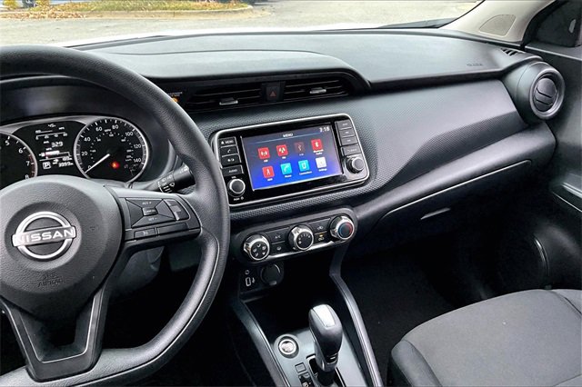 Certified 2024 Nissan Kicks S image 9