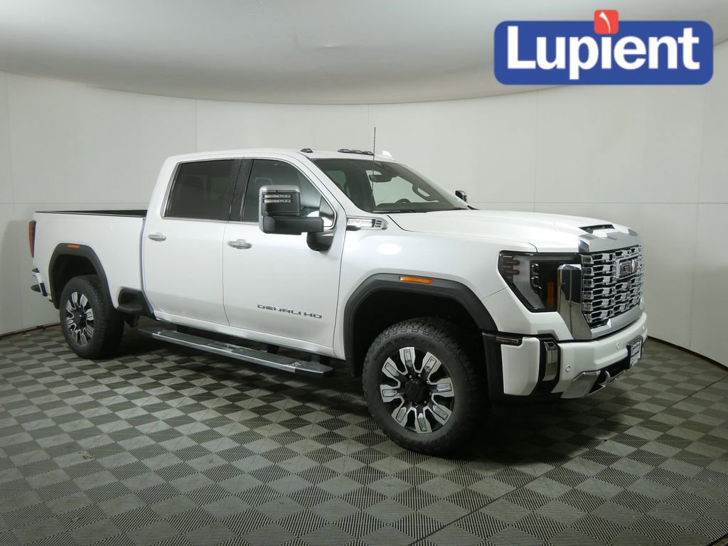 Used 2024 GMC Sierra 3500 Denali w/ Denali Reserve Package image 1
