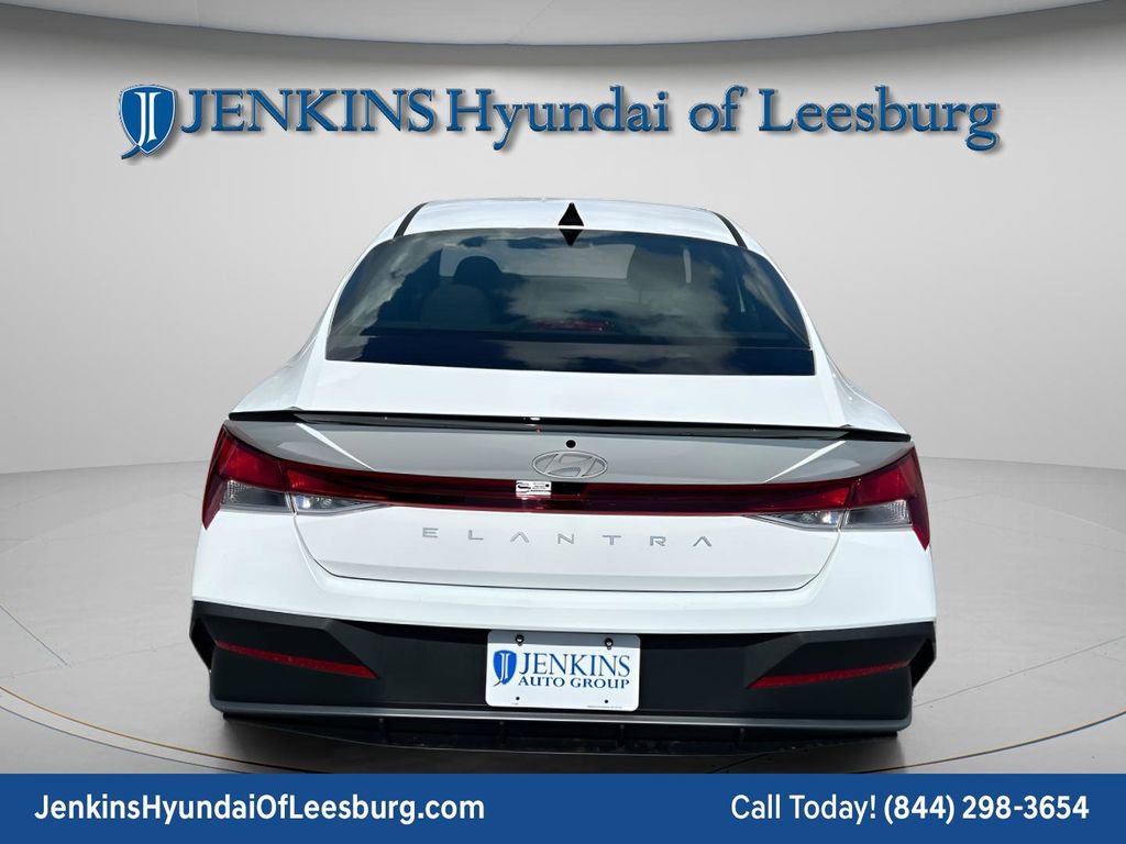 New 2026 Hyundai Elantra Sport image 6