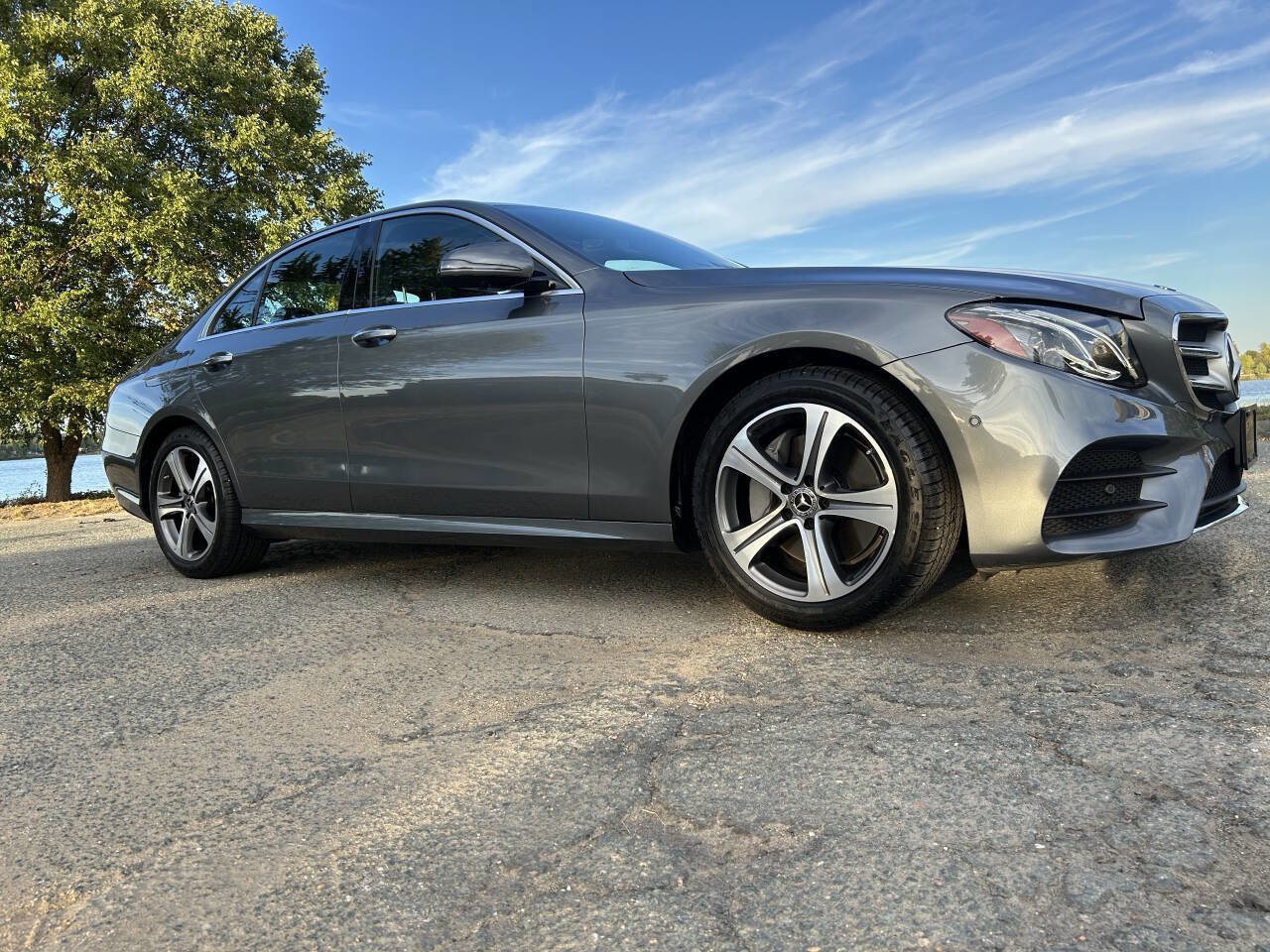 Used 2020 Mercedes-Benz E 350 4MATIC Sedan w/ Parking Assistance Package image 15