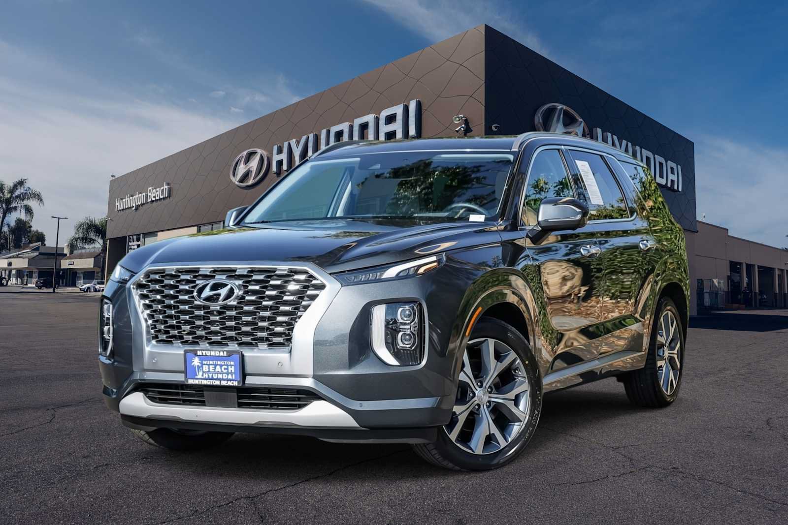 Used 2021 Hyundai Palisade Limited FWD image 1