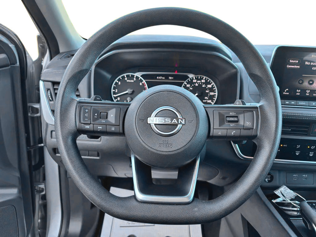 Used 2024 Nissan Rogue S AWD/4WD image 13