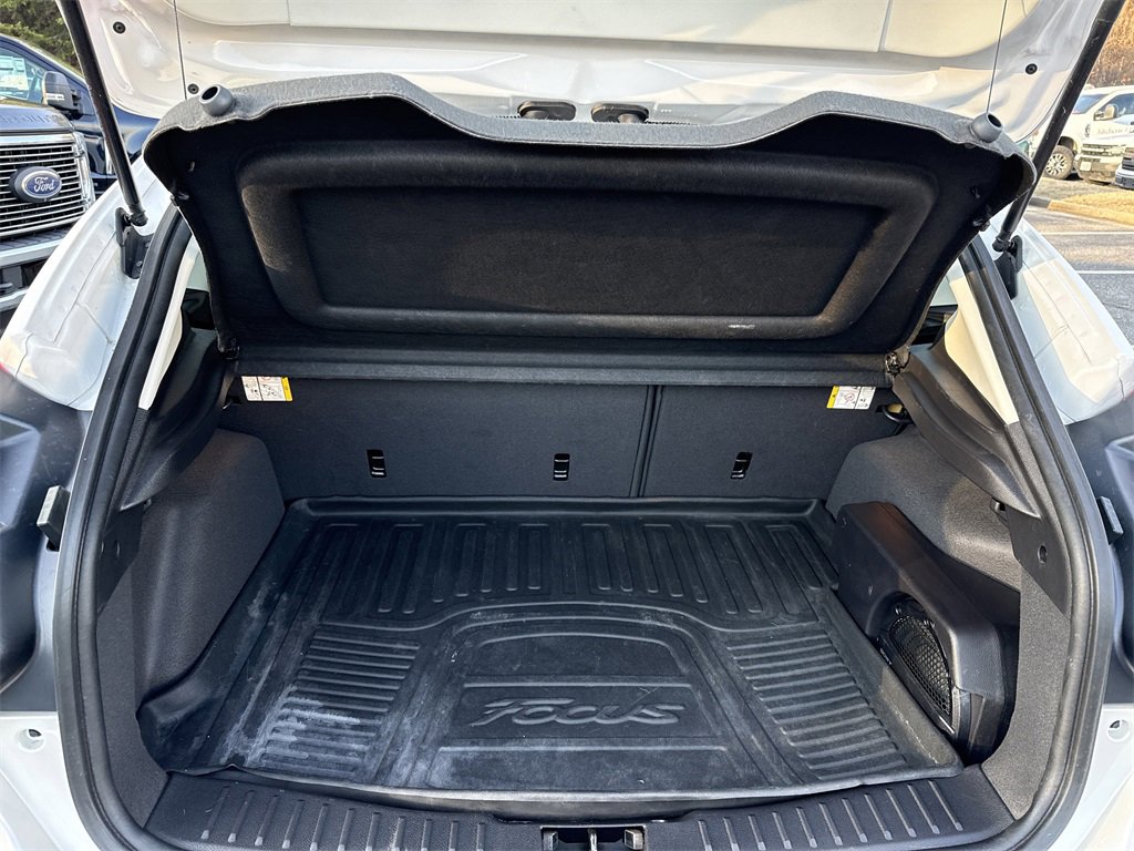 Used 2014 Ford Focus Titanium image 19