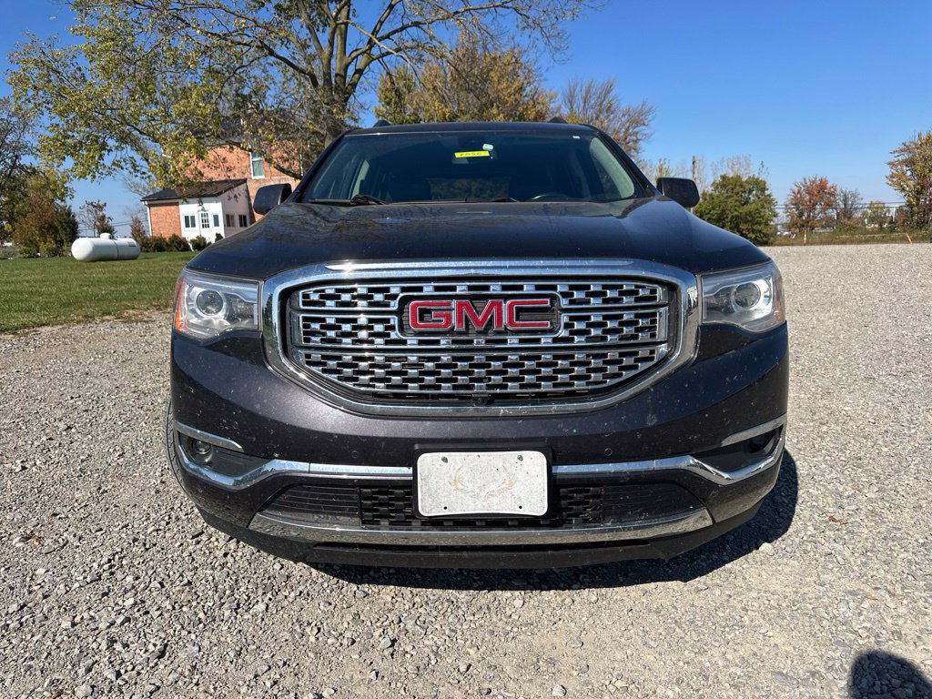 Used 2017 GMC Acadia Denali w/ Technology Package FWD image 2