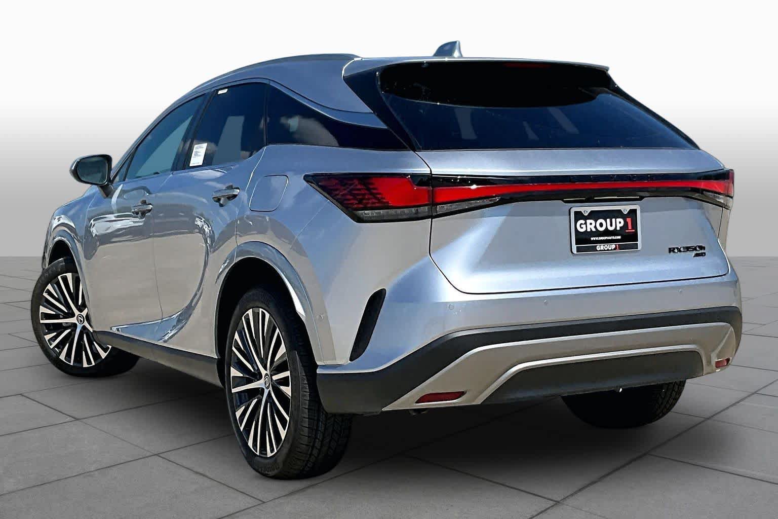 New 2026 Lexus RX 350 w/ Convenience Package AWD/4WD image 4