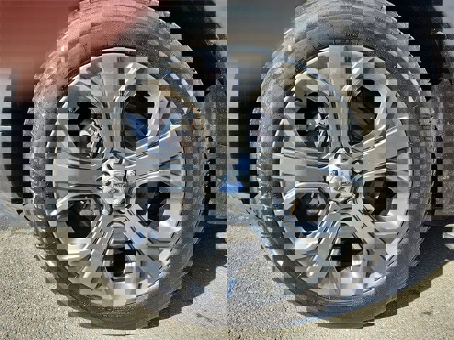 Certified 2018 Ford Explorer Sport w/ Equipment Group 401A image 9