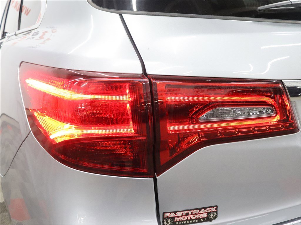 Used 2019 Acura MDX SH-AWD image 40