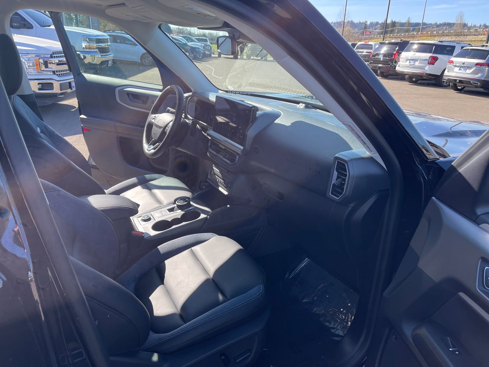 Used 2025 Ford Bronco Sport Outer Banks w/ Outer Banks Tech Package+ image 16