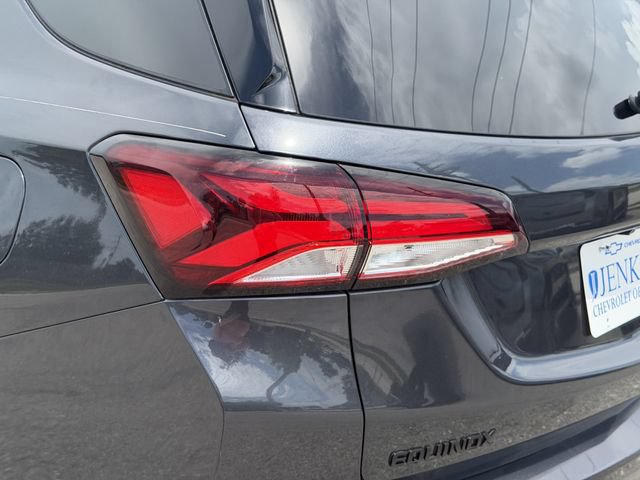 Used 2023 Chevrolet Equinox RS w/ RS Leather Package FWD image 14