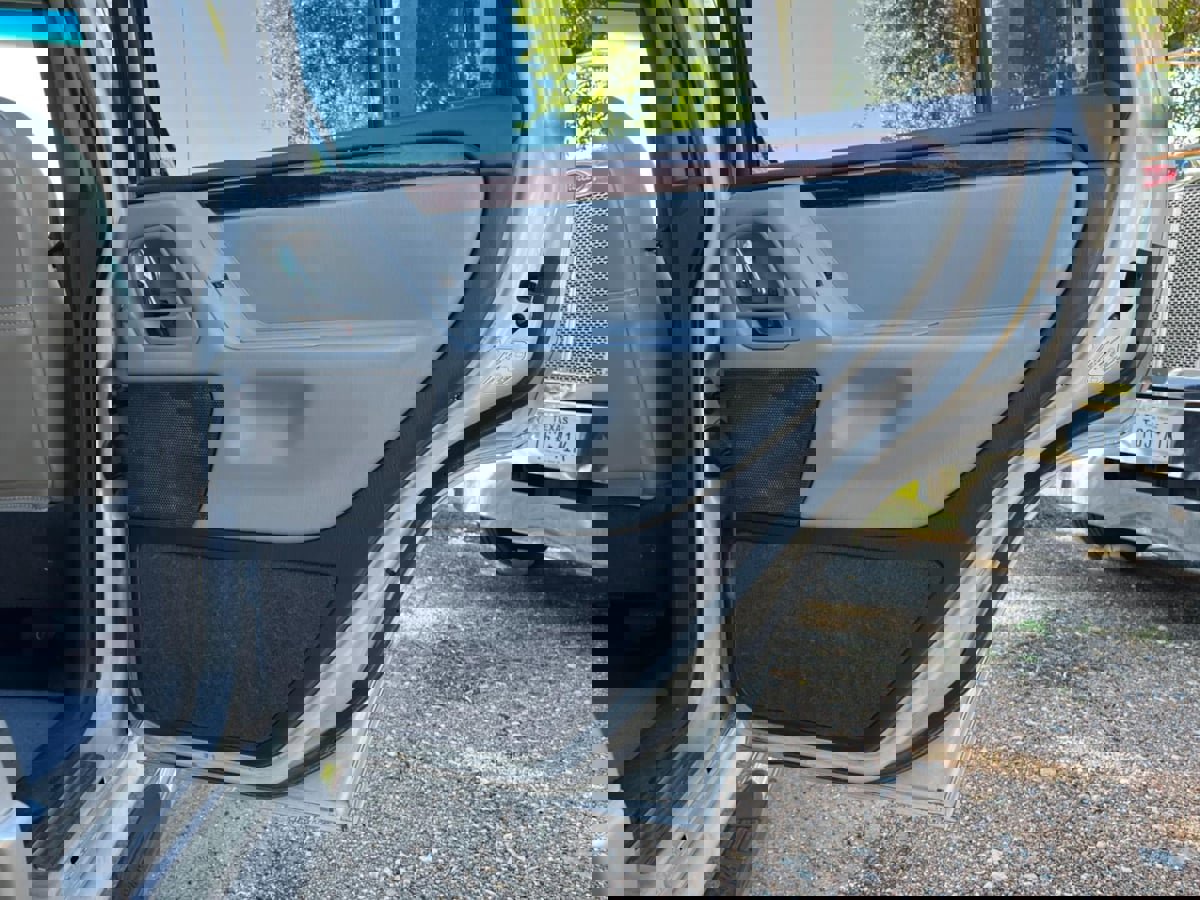 Used 2002 Jeep Grand Cherokee Overland image 23