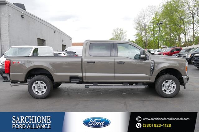 New 2026 Ford F250 XLT w/ FX4 Off-Road Package