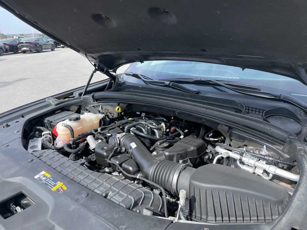 Used 2023 Jeep Grand Cherokee L Laredo w/ Luxury Tech Group I image 28