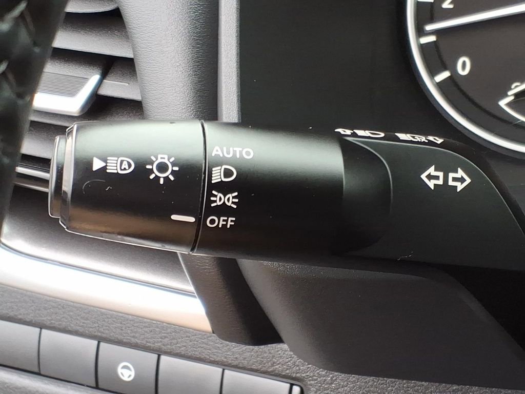 Certified 2023 Nissan Rogue SV w/ SV Premium Package image 25