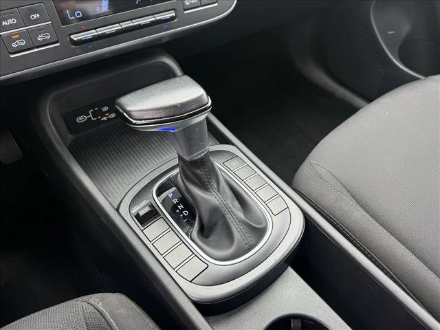 Used 2025 Hyundai Kona SEL FWD image 15