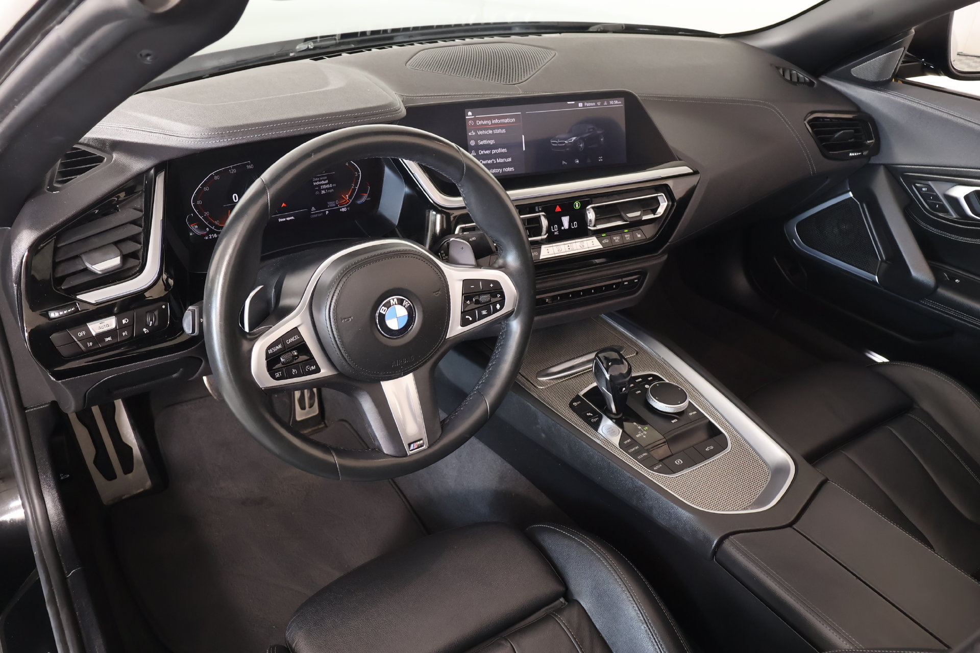 Used 2019 BMW Z4 sDrive30i w/ M Sport Package RWD image 2