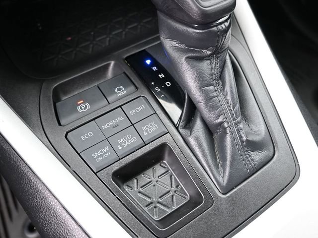 Certified 2023 Toyota RAV4 LE image 18