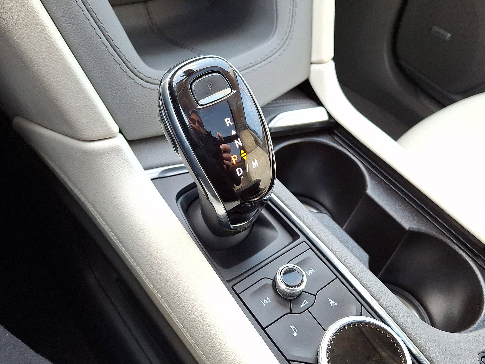 Used 2024 Cadillac XT5 Premium Luxury image 15