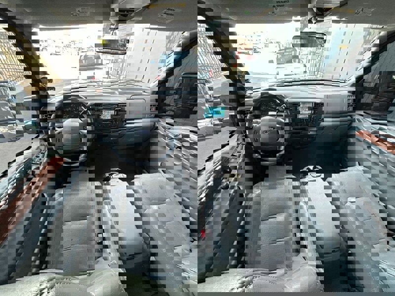 Used 2003 Ford F350 Lariat image 14