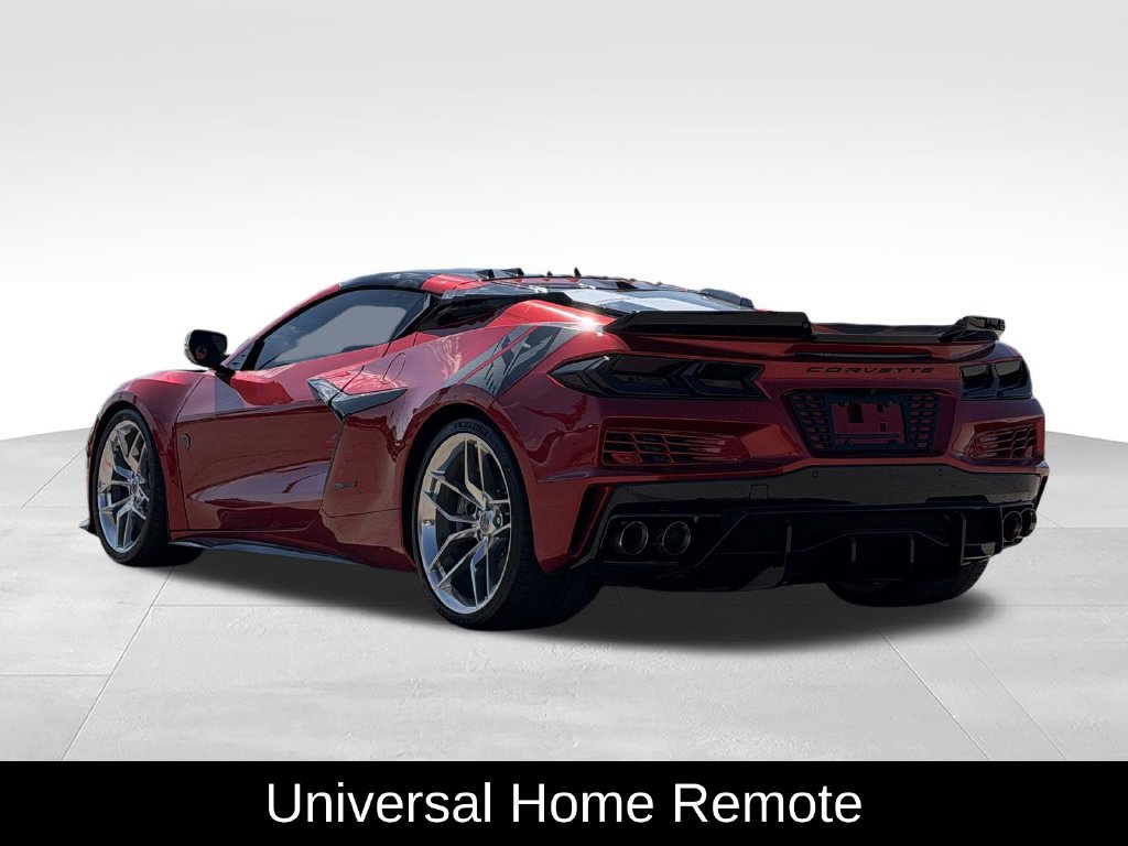 Used 2025 Chevrolet Corvette E-Ray w/ Stealth Interior Trim Package AWD/4WD image 8