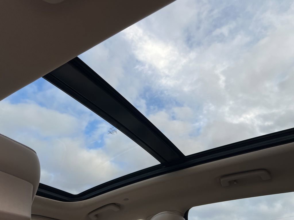 Used 2017 Lincoln MKX Reserve image 29