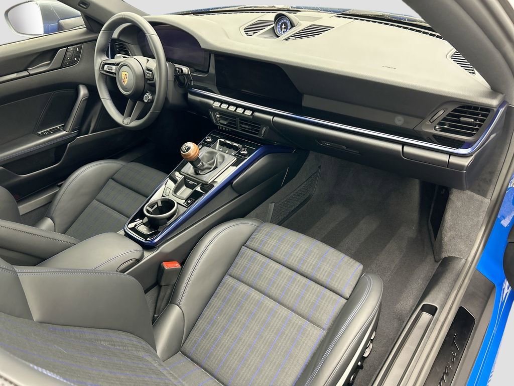 Used 2025 Porsche 911 Carrera T image 16