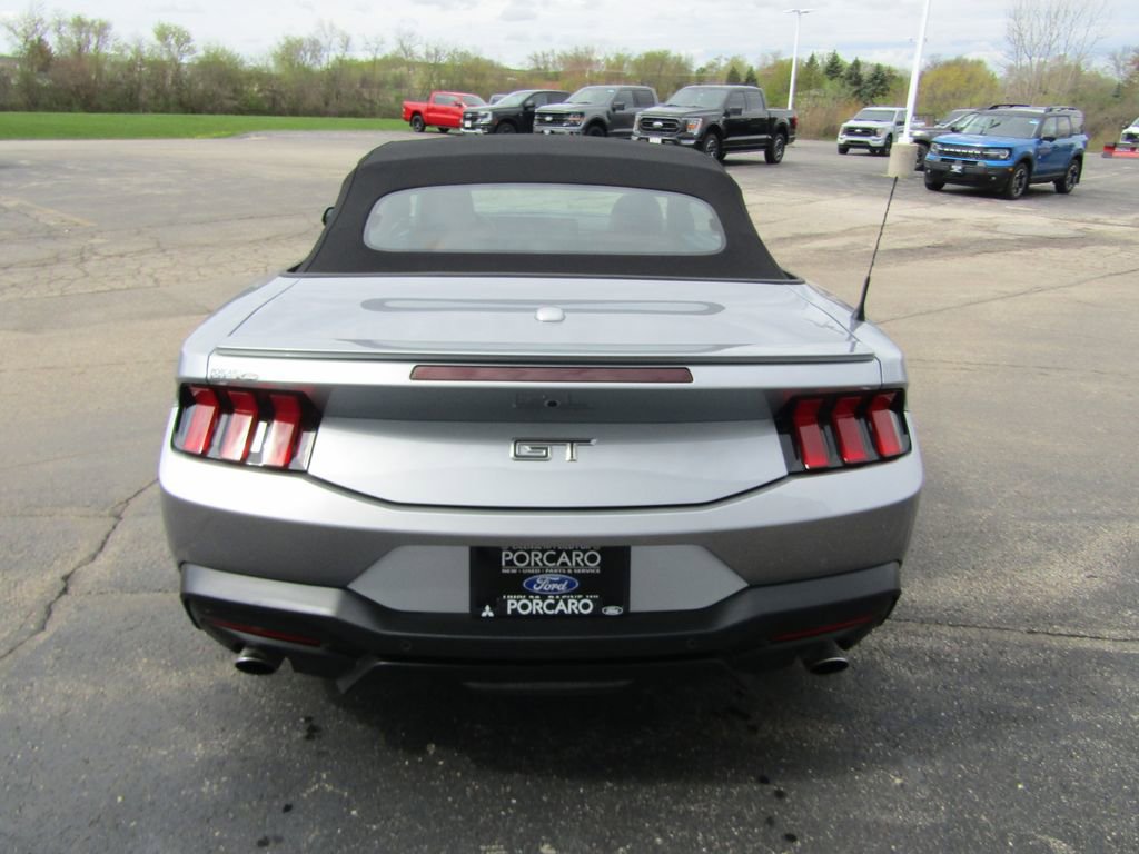 Used 2025 Ford Mustang GT Premium RWD image 5