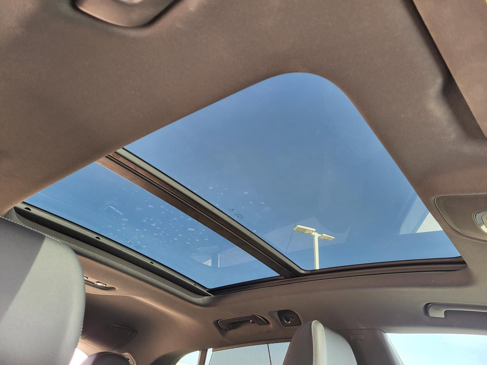 Used 2019 Audi Q8 Prestige w/ Year 1 Package image 16