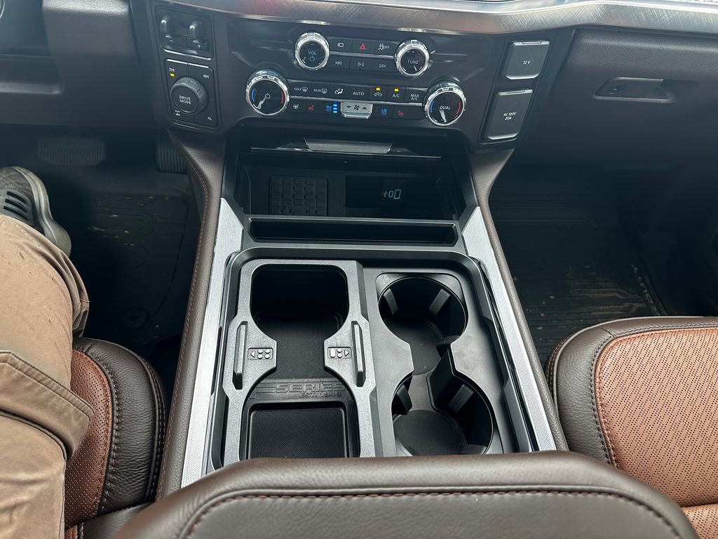 New 2025 Ford F250 King Ranch w/ Chrome Package image 74