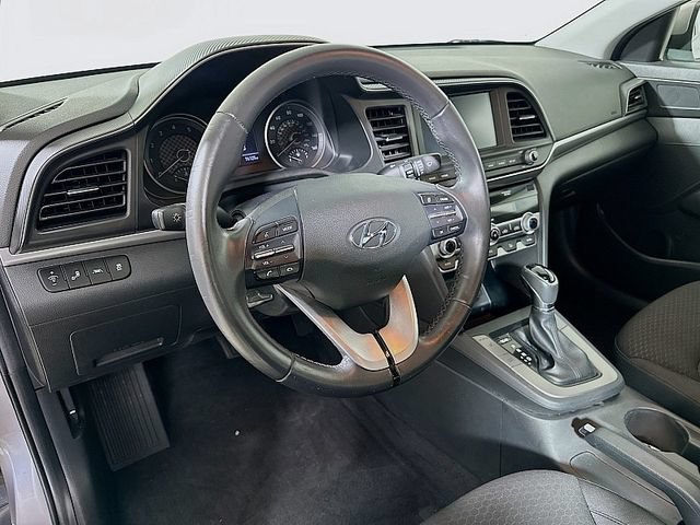 Used 2020 Hyundai Elantra Value Edition w/ Cargo Package (C1) FWD image 9