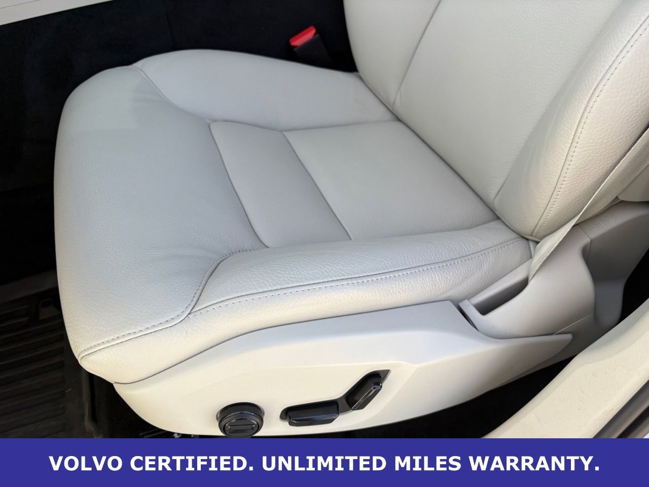 Certified 2024 Volvo XC60 T8 Plus w/ Protection Package Premier image 29