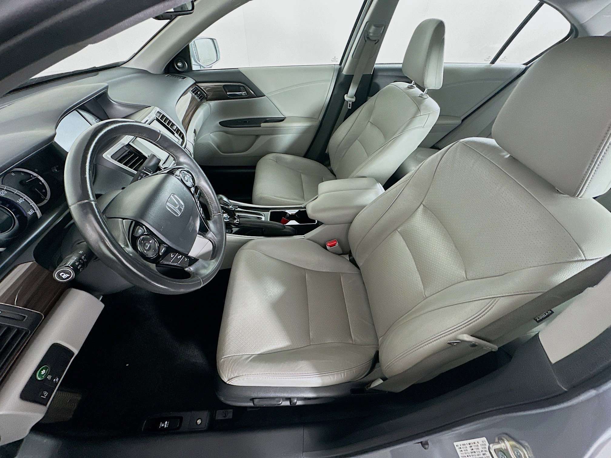 Used 2017 Honda Accord EX-L image 13