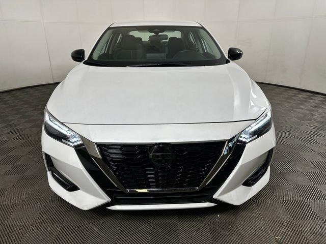 Used 2023 Nissan Sentra SR w/ Trunk Package image 8