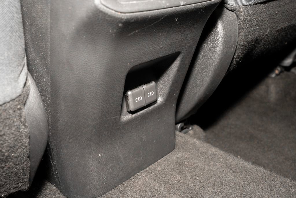 Used 2023 Toyota RAV4 XLE image 7