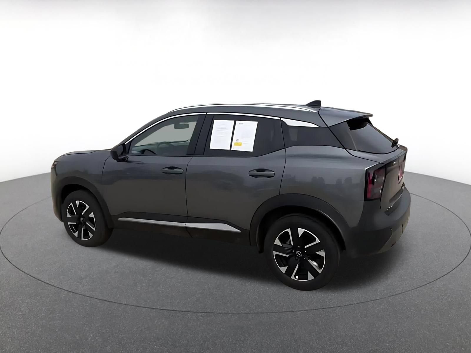 Used 2026 Nissan Kicks SV w/ Cold Weather Package AWD/4WD image 10