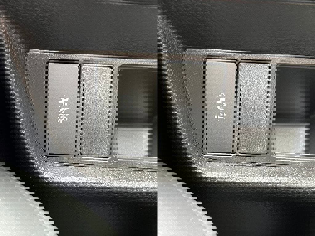 New 2026 Honda HR-V LX image 14