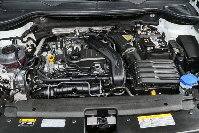Certified 2023 Volkswagen Taos S w/ Driver Assistance Package FWD image 31