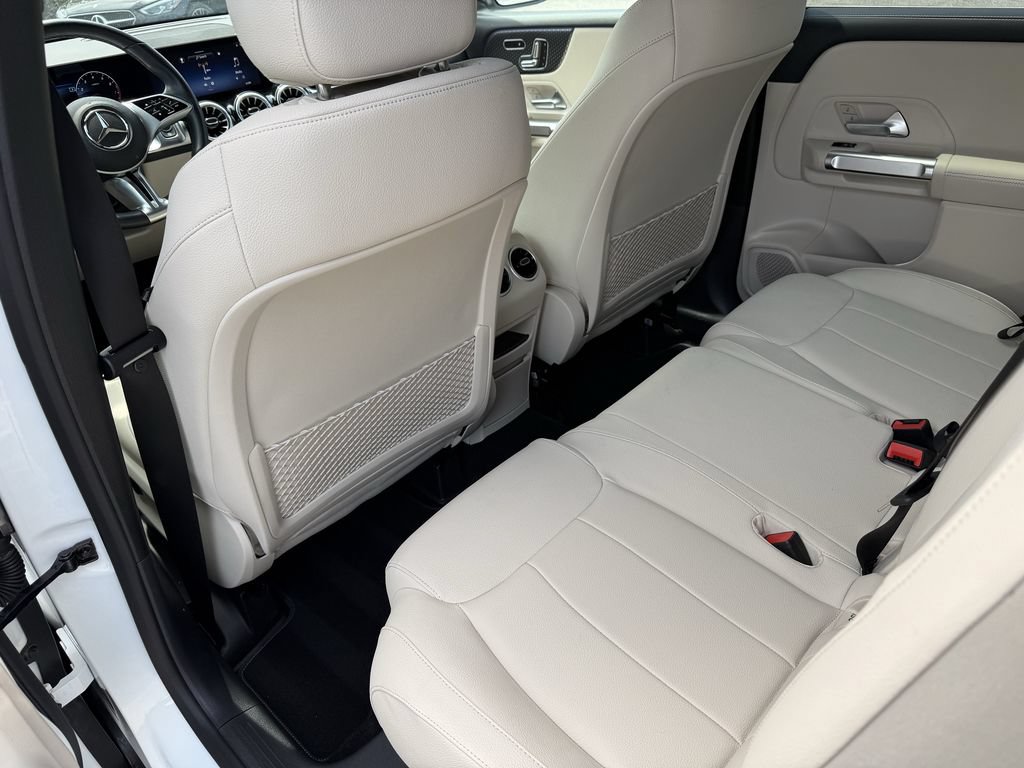Certified 2025 Mercedes-Benz GLB 250 4MATIC image 11