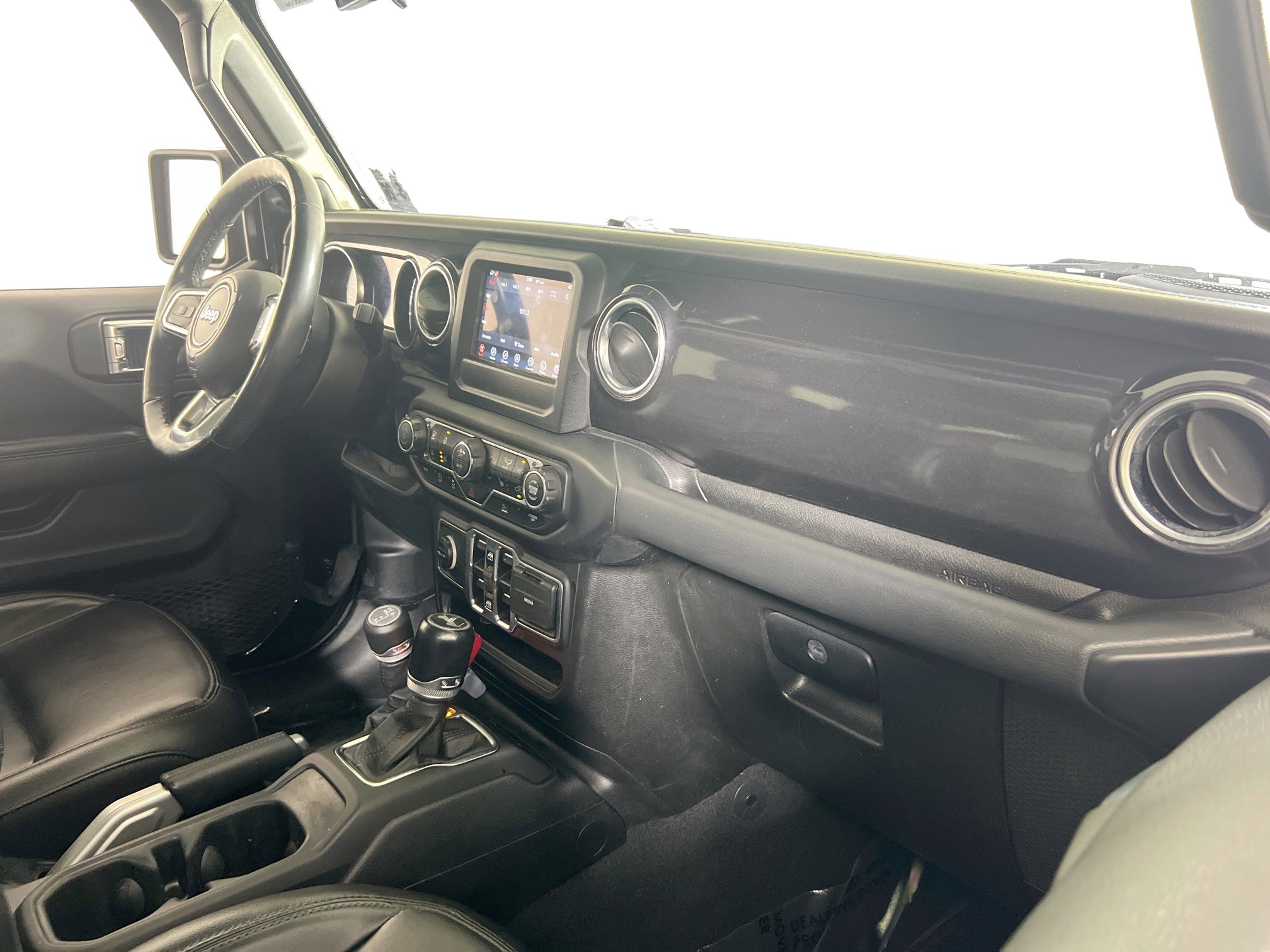 Used 2021 Jeep Wrangler Unlimited Sahara image 27