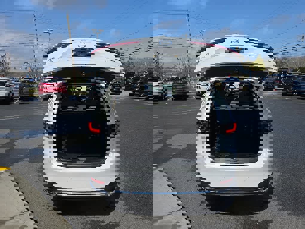 Used 2024 MAZDA CX-90 Plug-In Hybrid w/ Premium Pkg image 32