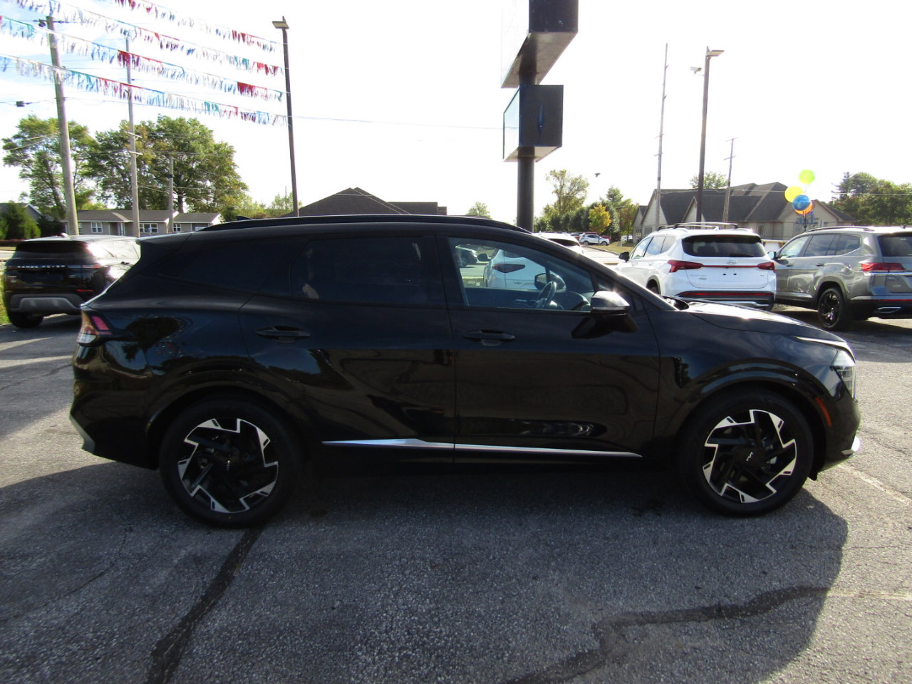 Used 2023 Kia Sportage SX image 8