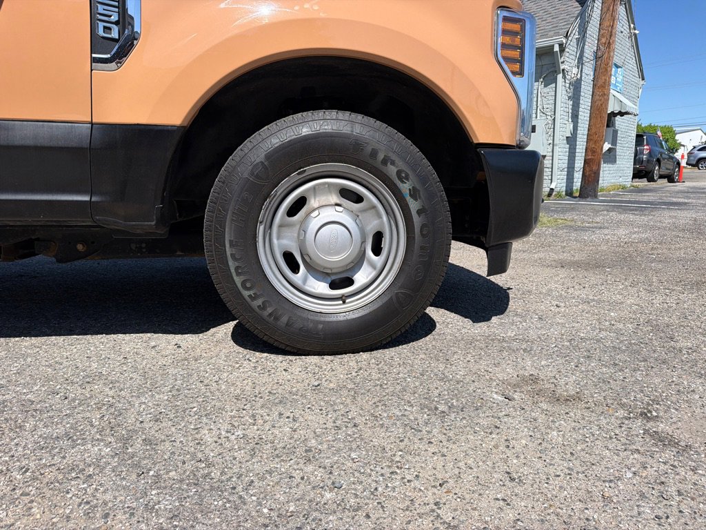Used 2018 Ford F250 XL w/ Power Equipment Group RWD image 19