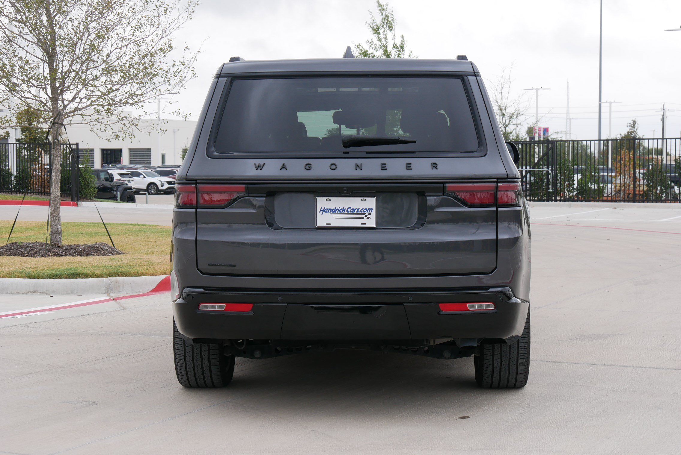 Used 2023 Jeep Wagoneer Series II AWD/4WD image 8