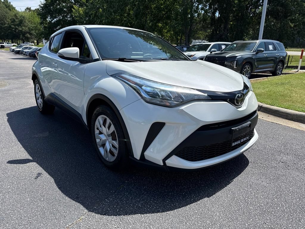 Used 2021 Toyota C-HR LE FWD image 7